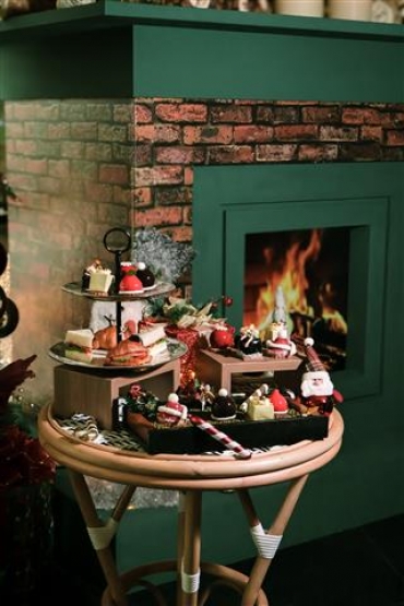 Liburan Akhir Tahun Makin Istimewa dengan Paket Festive & Viva La Vida Countdown di Grand Mercure Batam Centre