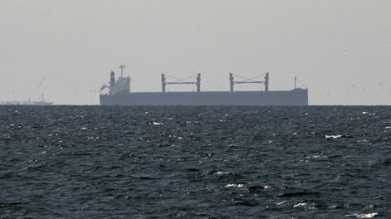 Kapal Bawa 2.500 Kontainer Tenggelam Kena Ranjau Laut di Selat Hormuz