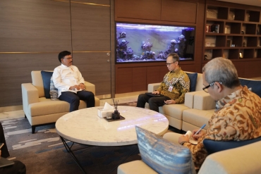 OJK DAN KOMFINFO PERKUAT SINERGI PELAYANAN DAN PERLINDUNGAN MASYARAKAT DI RUANG DIGITAL