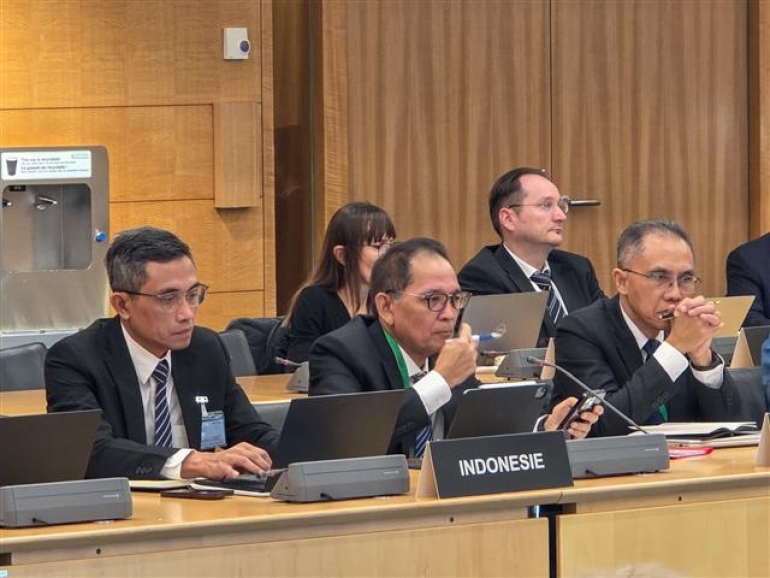 OJK TEGASKAN PENGUATAN SISTEM DANA PENSIUN NASIONAL DALAM FORUM OECD FINANCIAL MARKETS WEEK