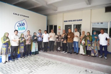 OJK KEMBANGKAN DIGITALISASI EKOSISTEM SAPI PERAH DI WILAYAH MALANG