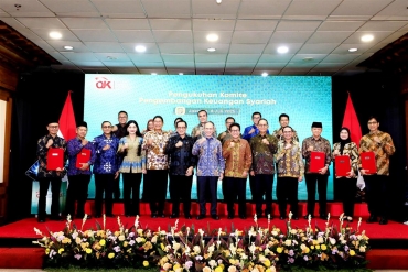 TRANSFORMASI PENGUATAN KEUANGAN SYARIAH OJK KUKUHKAN KOMITE PENGEMBANGAN KEUANGAN SYARIAH (KPKS)