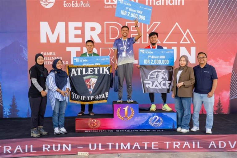 Peraih Podium Juara 1 Pria Merdeka Trail Run Capai Garis Finish Hanya Dengan Waktu 42 Menit!