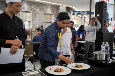GROUP ASCOTT HOTEL DI KOTA BATAM MENGGELAR “ASCOTT STAR REWARDS NUSANTARA COOK-OFF BERSAMA GRAND BATAM MALL DAN MODENA”