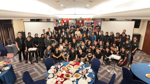 ASTON INN GIDEON BATAM RAYAKAN #5YEARSSTRONGER DENGAN NUANSA ROCKSTAR
