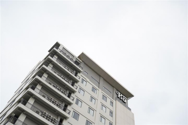 HOTEL SANTIKA BATAM RAYAKAN ULANG TAHUN KE-3 DENGAN PEMECAHAN REKOR MURI MASAK BESAR & TERBANYAK IKAN ASAM PEDAS KHAS KEPRI MENGGUNAKAN CABAI KERING