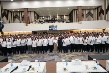 BP Batam Serahkan SK Pegawai Tetap, Dorong Penguatan SDM Unggul