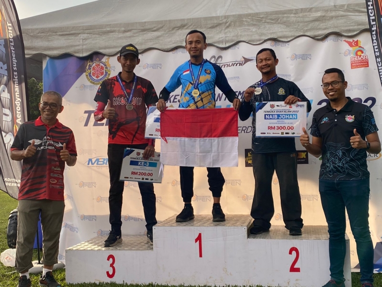 Atlit Panahan BP Batam Menyabet Medali Emas di Kejuaraan Shah Alam Open 2022