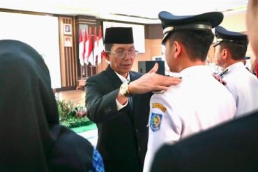 Pelantikan Pejabat Pemko Batam, Amsakar Tekankan Integritas dan Kinerja Melayani
