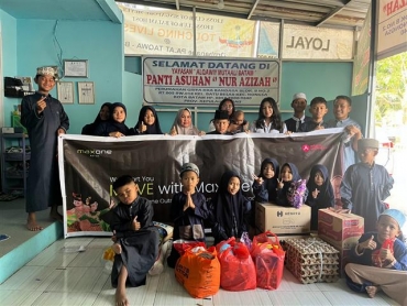 MAXONE BATAM SALURKAN BANTUAN LEWAT CSR BAKTI SOSIAL DI PANTI ASUHAN NONGSA