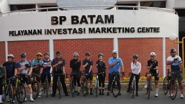 Kepala BP Batam dan Wakil Kepala BP Batam Gowes Santai Bareng Polda Kepri, Perkuat Sinergi dan Bangun Budaya Hidup Sehat
