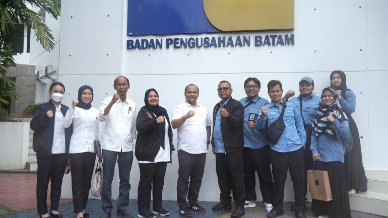 3. Humas BP Batam dan Tim Analisis Media Setjen DPR RI Saling Tukar Informasi Pengelolaan Media