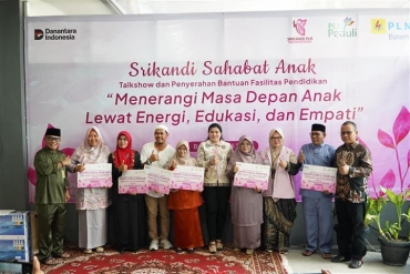 Peduli Pendidikan Anak, Srikandi PLN Batam Edukasi Anti-Perundungan dan Salurkan Bantuan Komputer