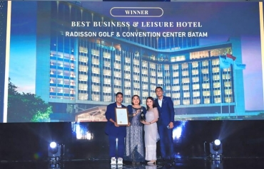 Radisson Golf & Convention Center Batam Dinobatkan sebagai “Best Business & Leisure Hotel in Indonesia” di Exquisite Awards 2025