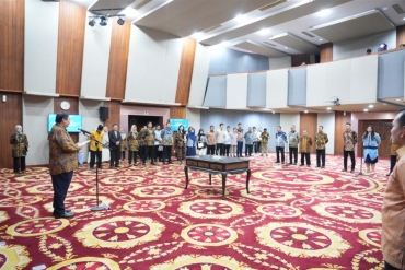 Menko Perekonomian RI Lantik Tujuh Anggota/Deputi BP Batam