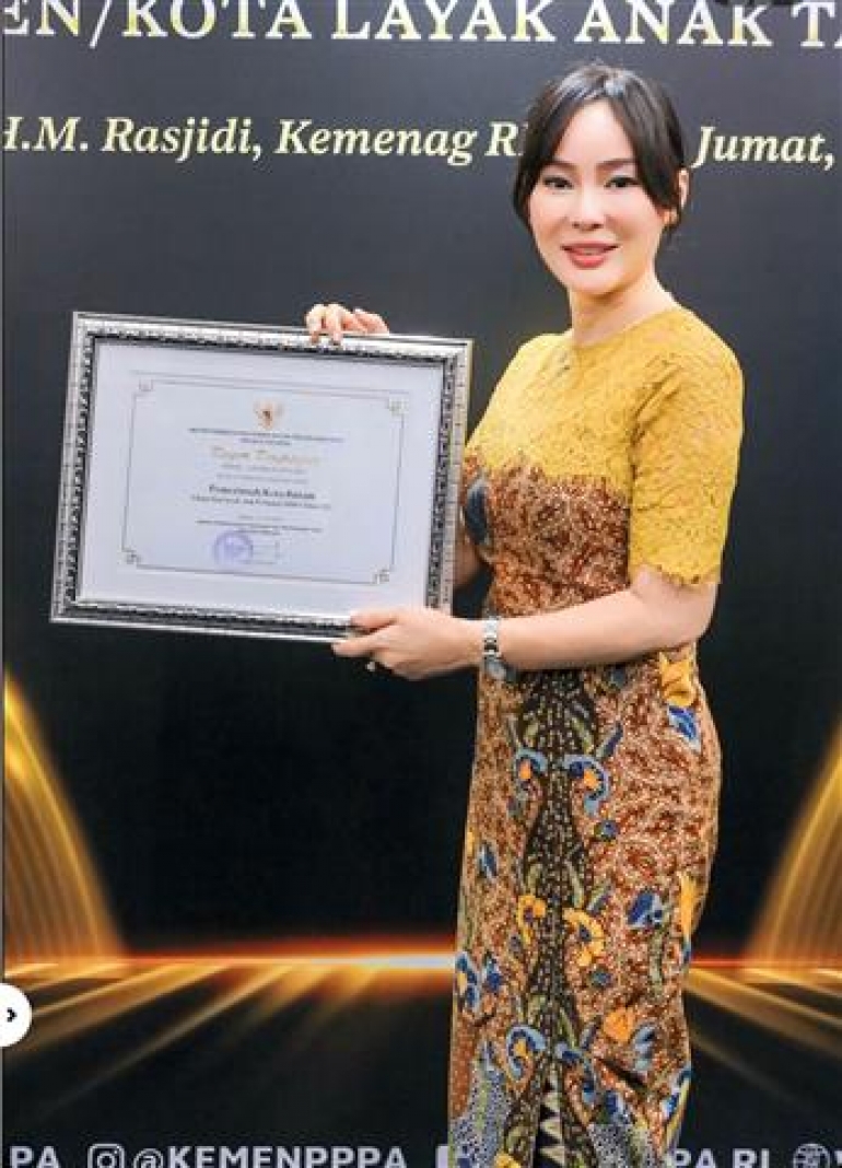 Batam Raih Penghargaan Kota Layak Anak Kategori Nindya 2025, Li Claudia Persembahkan untuk Anak-Anak Batam