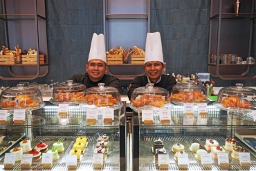 Dari Klepon ke Dessert Modern. Jelajahi Cita Rasa Baru di Kalaséra Oakwood Grand Batam