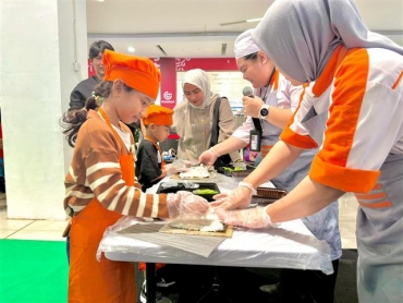 HARRIS Hotel Batam Center & HARRIS Resort Waterfront Batam Hadirkan “HARRIS Junior Chef”  bersama AZ.KO Mall Botania 2