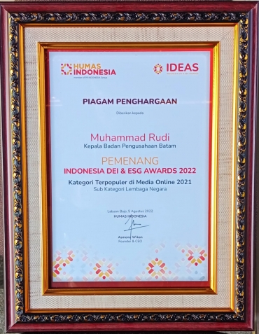 Gencar Informasikan Progress Pembangunan Batam, Kepala BP Batam Raih Anugerah