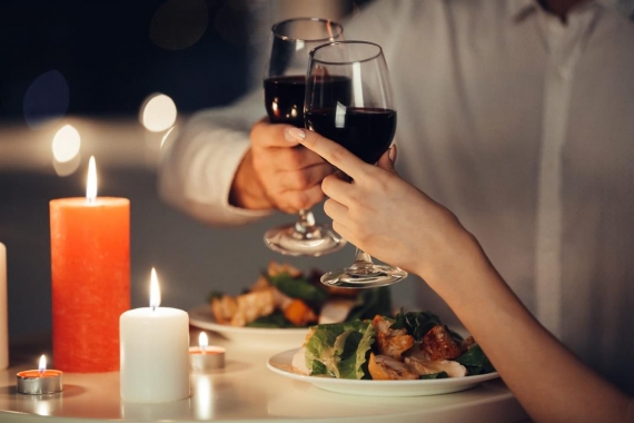 Makan Malam Romantis di Oak Bistro, Oakwood Hotel & Apartment Grand Batam